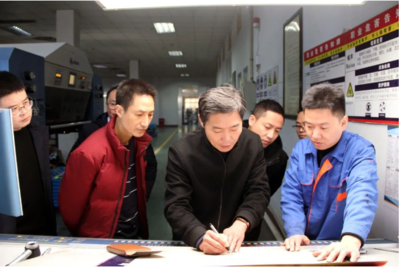 深化校企合作 共促科技創(chuàng)新--齊魯工業(yè)大學(xué)基輔學(xué)院院長(zhǎng)褚夫強(qiáng)一行蒞臨綜藝聯(lián)創(chuàng)考察交流